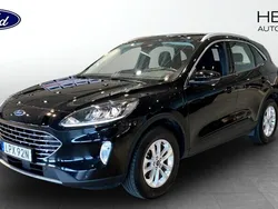 Svart (black) Begagnad 2022 Ford Kuga Titanium SUV | 259 900 kr (Bra pris)