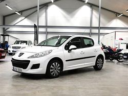 Vit Begagnad 2010 Peugeot 207 Halvkombi | 44 900 kr (Dyr)