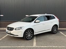 Vit Begagnad 2016 Volvo XC60 Summum SUV | 214 900 kr (Marknadspris)
