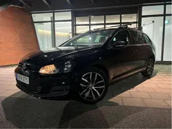 Svart Begagnad 2017 VW Golf VII Kombi | 118 000 kr (Marknadspris)