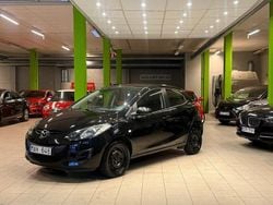 Svart Begagnad 2011 Mazda 2 Halvkombi | 44 900 kr (Marknadspris)