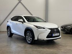 Vit Begagnad 2015 Lexus NX300h Business Edition SUV | 209 900 kr (Marknadspris)