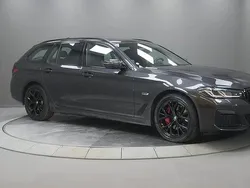 Grå Begagnad 2023 BMW 530e M Sport Kombi | 479 000 kr (Dyr)