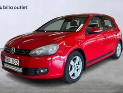 Röd Begagnad 2011 VW Golf VII Halvkombi | 39 900 kr
