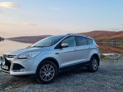 Grå Begagnad 2013 Ford Kuga Titanium SUV | 120 000 kr (Marknadspris)