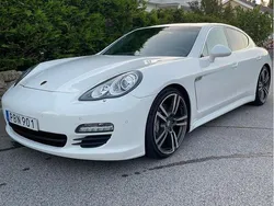 Vit Begagnad 2010 Porsche Panamera S Sedan | 275 000 kr