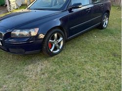 Blå Begagnad 2004 Volvo S40 Sedan | 22 000 kr (Bra pris)