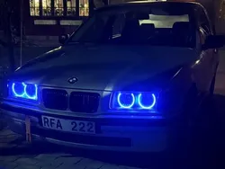 Grå Begagnad 2000 BMW 316 Compact Halvkombi | 22 500 kr