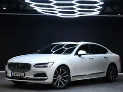 Vit Begagnad 2021 Volvo S90 Inscription Sedan | 399 900 kr (Marknadspris)