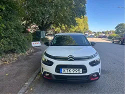 Vit Begagnad 2018 Citroën C4 Cactus PureTech Halvkombi | 124 599 kr (Lite dyr)