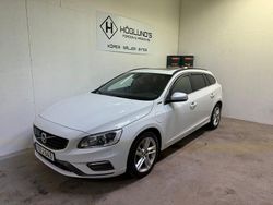 Vit Begagnad 2018 Volvo V60 R-Design Kombi | 159 900 kr (Lite dyr)