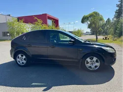Svart Begagnad 2008 Ford Focus Trend Halvkombi | 32 000 kr (Dyr)
