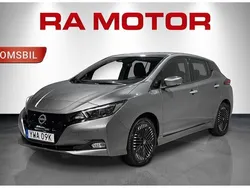 Grå Begagnad 2022 Nissan Leaf 360º Halvkombi | 279 900 kr