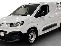 Vit (white) Ny 2024 Fiat Doblò Minibuss | 299 000 kr (Superpris)