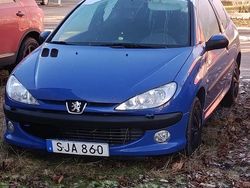 Begagnad 2001 Peugeot 206 Halvkombi | 5 000 kr (Bra pris)
