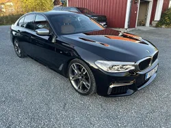 Svart Begagnad 2018 BMW M550 M Sport Sedan | 459 000 kr (Marknadspris)