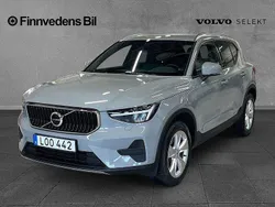 Grå Begagnad 2024 Volvo XC40 Core SUV | 359 000 kr (Bra pris)