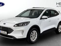 Frozen white Begagnad 2022 Ford Kuga Titanium SUV | 244 900 kr (Marknadspris)