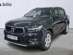 Svart Begagnad 2019 Volvo XC40 Momentum SUV | 239 000 kr (Marknadspris)