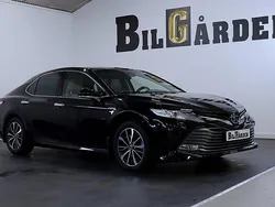 Svart Begagnad 2019 Toyota Camry Hybrid Executive Sedan | 284 900 kr (Marknadspris)
