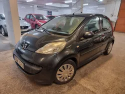 Grå Begagnad 2006 Peugeot 107 Halvkombi | 24 900 kr (Lite dyr)