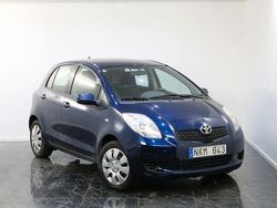 Mörkblå Begagnad 2007 Toyota Yaris Halvkombi | 49 900 kr (Marknadspris)