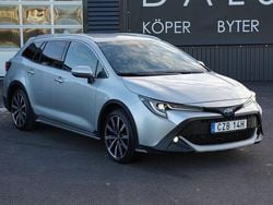 Silver (precious silver metallic) Begagnad 2022 Toyota Corolla Edition Kombi | 269 000 kr