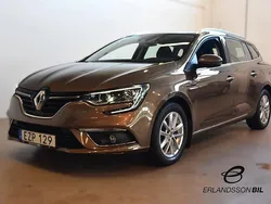 Mörkbrun (brun) Begagnad 2018 Renault Mégane GrandTour Kombi | 119 900 kr (Marknadspris)
