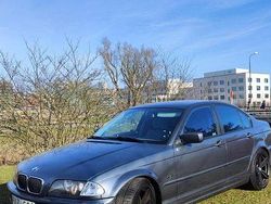 Grå Begagnad 2000 BMW 318 Sedan | 36 500 kr