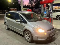 Begagnad 2008 Ford S-MAX S Minibuss | 30 000 kr (Marknadspris)