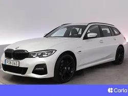 Vit Begagnad 2022 BMW 330e M Sport Kombi | 382 900 kr (Lite dyr)