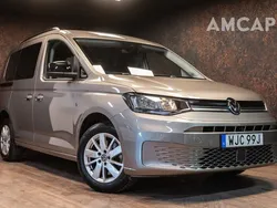 Ljusbrun Begagnad 2022 VW Caddy Life Minibuss | 359 500 kr (Lite dyr)