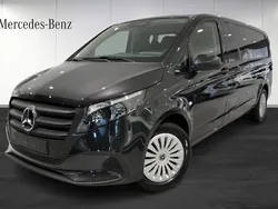 Mörkgrå (black) Ny 2024 Mercedes Vito Minibuss | 557 375 kr (Dyr)