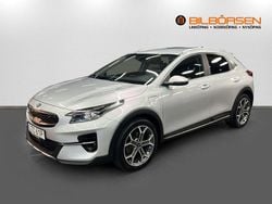 Grå Begagnad 2021 Kia XCeed Advance SUV | 219 900 kr (Marknadspris)
