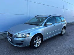 Silver Begagnad 2009 Volvo V50 Momentum Kombi | 49 000 kr (Lite dyr)