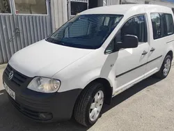 Vit Begagnad 2008 VW Caddy Life Minibuss | 35 000 kr (Marknadspris)