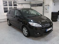 Svart Begagnad 2011 Mazda 5 Minibuss | 109 900 kr