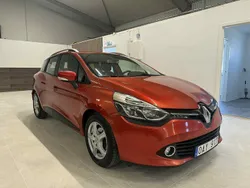 Röd Begagnad 2013 Renault Clio GrandTour Kombi | 49 900 kr (Marknadspris)