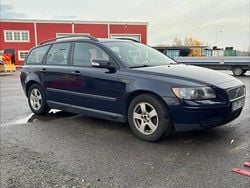 Blå Begagnad 2007 Volvo V50 Kinetic Kombi | 18 000 kr (Bra pris)