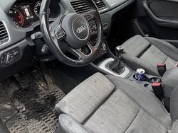 Svart Begagnad 2014 Audi Q3 Comfort SUV | 120 000 kr (Marknadspris)