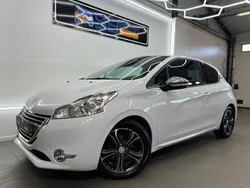 Vit Begagnad 2012 Peugeot 208 Halvkombi | 79 900 kr (Lite dyr)