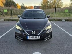 Svart Begagnad 2019 Nissan Leaf 360º Halvkombi | 134 000 kr (Marknadspris)