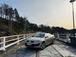 Ljusgul (gul) Begagnad 2004 Renault Mégane Cabriolet Cab | 25 900 kr (Marknadspris)
