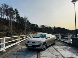 Ljusgul (gul) Begagnad 2004 Renault Mégane Cabriolet Cab | 29 900 kr (Marknadspris)