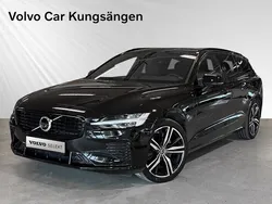 Svart Begagnad 2022 Volvo V60 R-Design Kombi | 459 900 kr (Marknadspris)