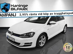 Vit Begagnad 2014 VW Golf VII Halvkombi | 89 900 kr (Marknadspris)