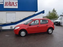 Röd Begagnad 2011 Dacia Sandero Halvkombi | 39 500 kr
