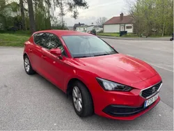 Röd Begagnad 2021 Seat Leon Style Halvkombi | 169 000 kr (Bra pris)