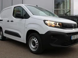 Vit (vit kaolin) Begagnad 2024 Opel Combo Minibuss | 299 875 kr (Dyr)