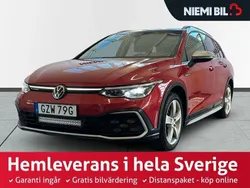 Röd Begagnad 2021 VW Golf Alltrack S Kombi | 269 900 kr (Marknadspris)